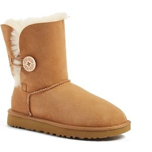 Bailey Button Boot